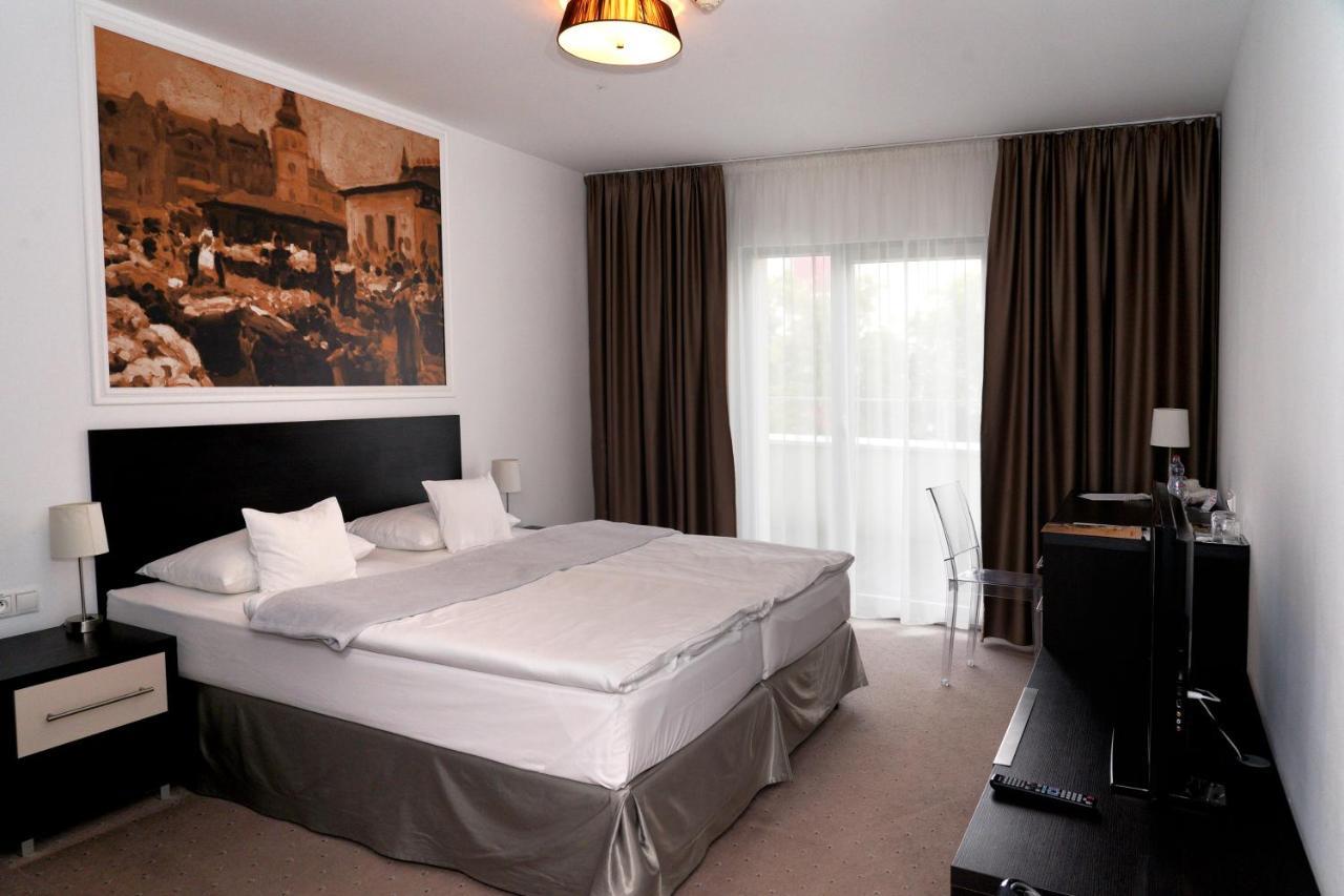Hotel Mousson 4*